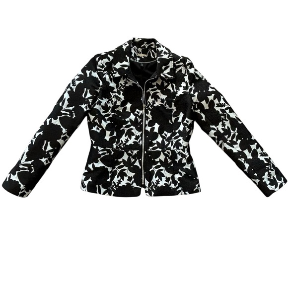 White House Black Market Jackets & Blazers - WHBM Brocade Black & White Zipper Jacket Coat size 0 xs